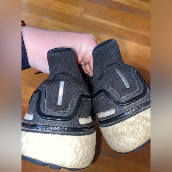 Adidas Ultraboost 20 Women’s Sneakers Size 7 in Black - Picture 10 of 14